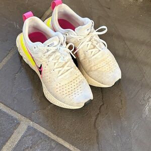 Nike Women's White Running Shoes with Pink & Yellow Accents